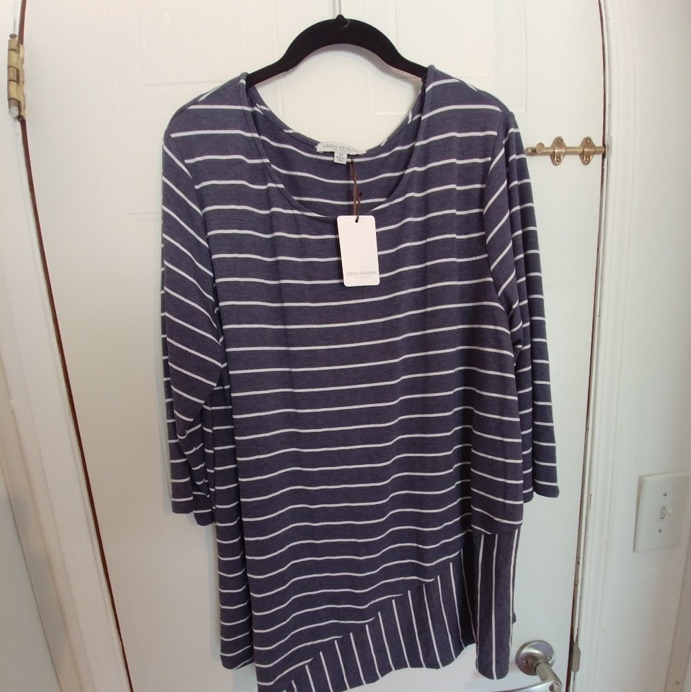 Green Envelope long sleeve top